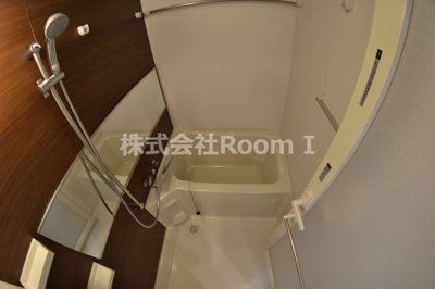 【浴室】 | レオンコンフォート本町東Ⅱ | お風呂で日々の疲れを落としましょう