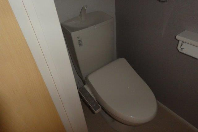 カーサプリートＡのトイレ|ウォシュレット