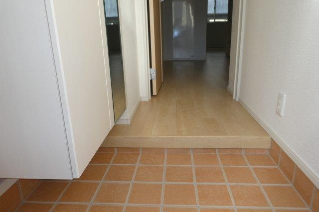 カーサプリートＡの玄関