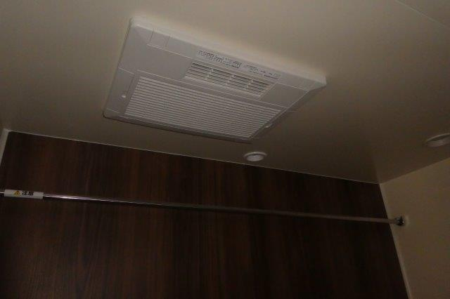 カーサプリートＡの浴室|浴室乾燥機