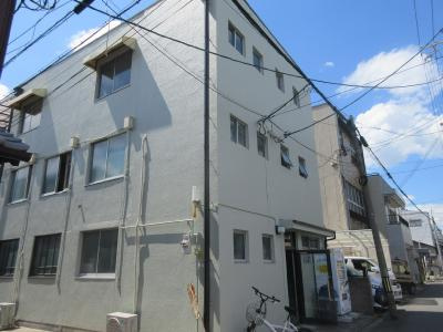 なでしこ三条神泉苑（旧ハイツ前田）のエントランス|外観