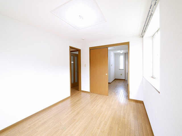 サンセールの洋室|ゆったりした洋室です