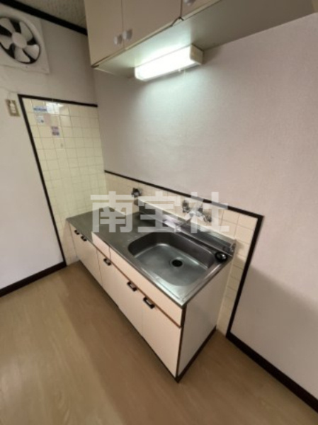 【キッチン】 | ひろびろ12畳のLDKです