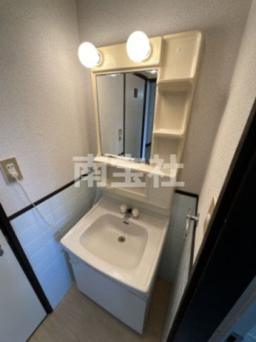 【洗面所】 | 忙しい朝には欠かせない独立洗面台です