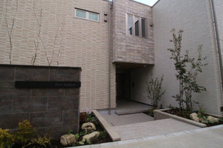 【エントランス】