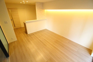 【居間・リビング】