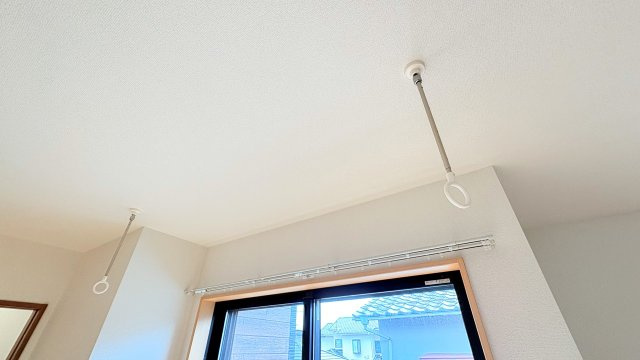 フェスタリア高塚の設備|室内物干し付き。