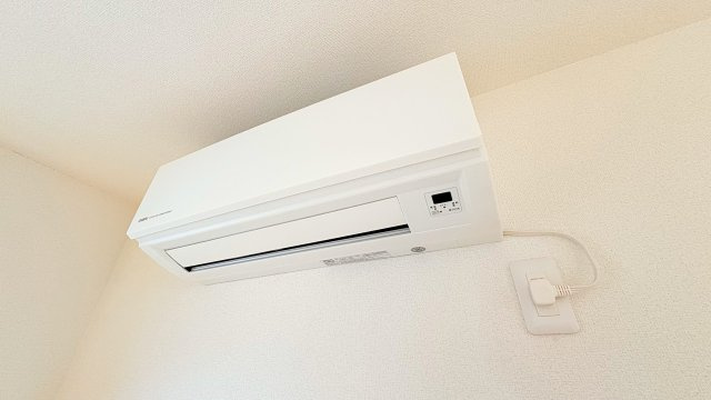 フェスタリア高塚の設備|エアコン1台付き。