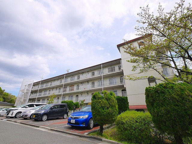 帝塚山ガーデンハイツ3号棟の外観|外観もきれいです