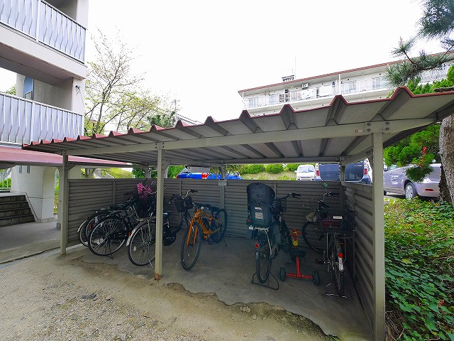 帝塚山ガーデンハイツ3号棟のその他共用部分|駐輪場です