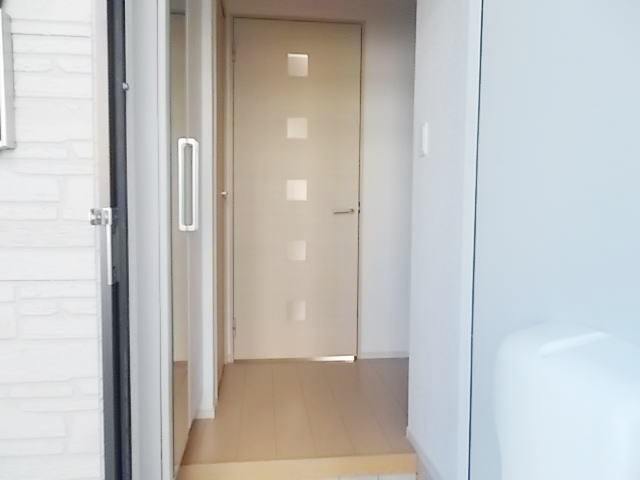 シャン・ド・フルールⅠの玄関