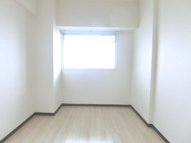 プレスト・コート2番館の洋室