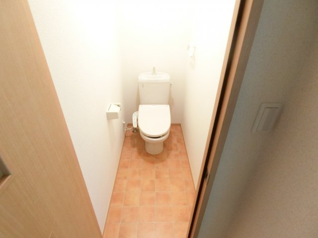 コンフォート箕形のトイレ