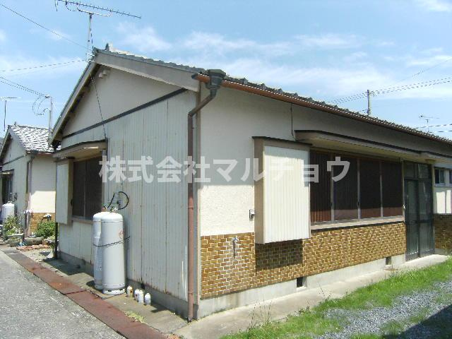 田口アパート　(21～26．31～36号）の外観|落ち着いた雰囲気の外観です