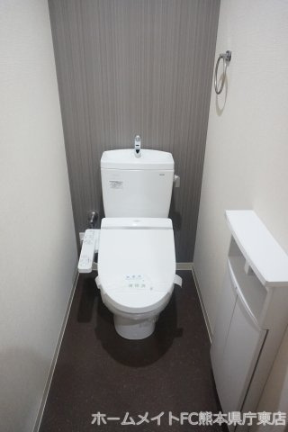 熊本市中央区上水前寺１丁目の賃貸マンションのトイレ