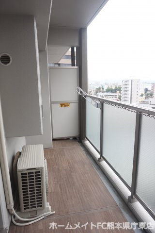 熊本市中央区上水前寺１丁目の賃貸マンションのバルコニー