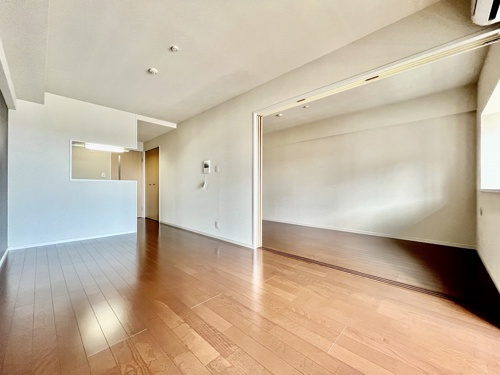 熊本市中央区上水前寺１丁目の賃貸マンションの居間・リビング