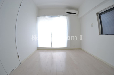 【寝室】 | ソフィア南森町 | 使い勝手のいい寝室です