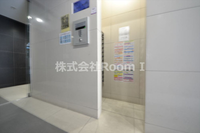 【エントランス】 | ソフィア南森町 | ゆとりのあるエントランスです