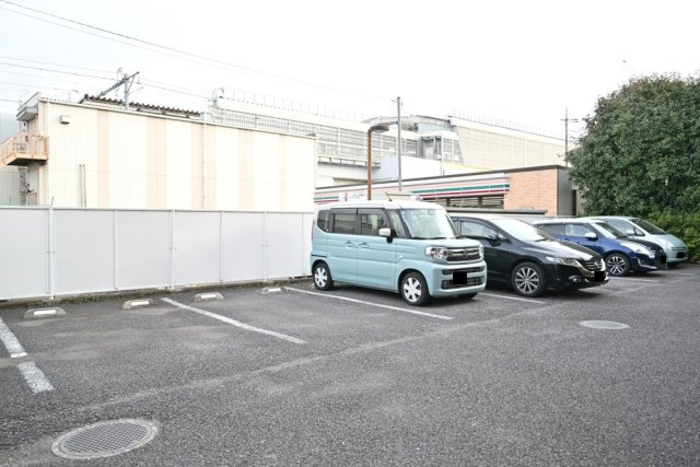 【駐車場】 | ヴァンシャルマンＯＺ