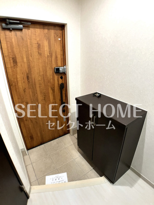 【玄関】 | アーモ アレッツォB | きれいな玄関です