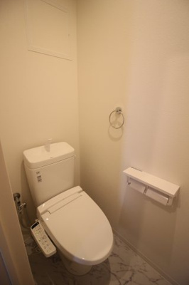 【洗面所】 | ヴェヌスタ西田辺 | 室内洗濯パン