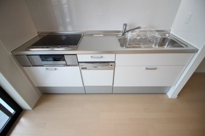 【キッチン】 | ヴェヌスタ西田辺 | ３口IHコンロ