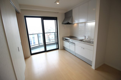 【居間・リビング】 | ヴェヌスタ西田辺 | いろんな角度から♪