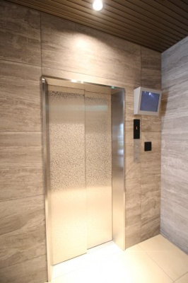 【その他】 | ヴェヌスタ西田辺 | エレベーター
