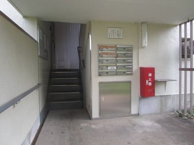 【エントランス】 | 柏町団地7号棟 | 毎日通るエントランスはこのようになっています