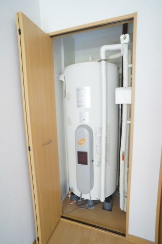 アスライフ宝塚山本ガーデンの設備|電気温水器のオール電化。参考、同建物・反転間取りの号室