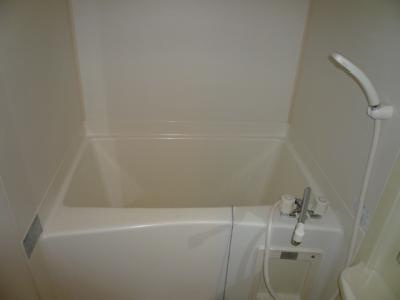 エステムコート京都河原町プレジールの浴室|浴室乾燥機能付