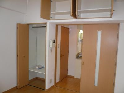 エステムコート京都河原町プレジールの居間・リビング