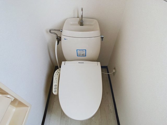 コーポマルサのトイレ