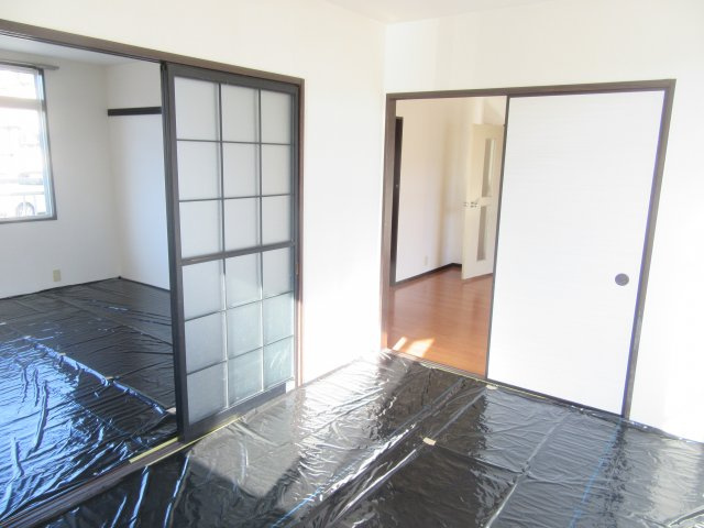 コーポマルサの和室|落ち着いた雰囲気の和室付きです
