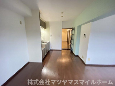 【居間・リビング】 | アヴニール1・2番館