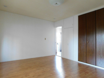 【洋室】 | 東方貸家