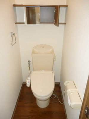 【トイレ】 | メリーシャトレーン | 温水洗浄便座付きです（^O^）