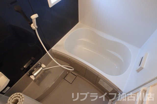 クレセントの浴室