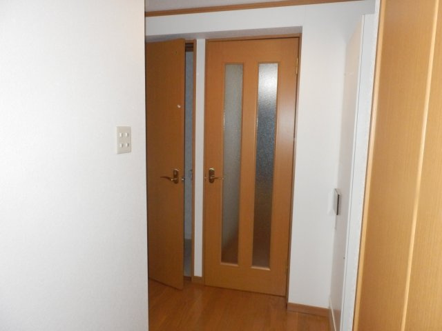 エクセレント中桜田のエントランス