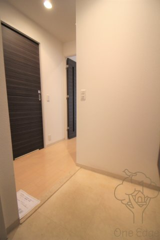 クリスタルグランツ新大阪の玄関