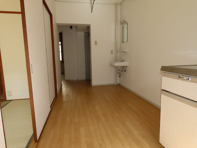 樋口マンションの居間・リビング