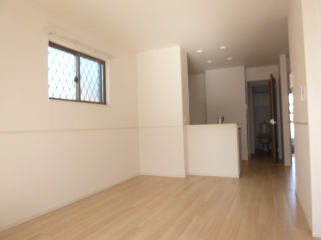 アムールＢの居間・リビング