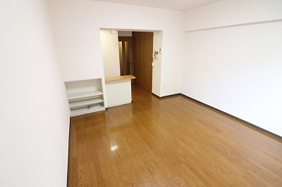 【洋室】 | ラ・ペジブル | 個人の部屋や寝室として使える洋室です