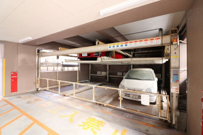 【駐車場】 | ラ・ペジブル | カースペースがあります