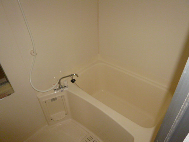 クレストール夏澤Ａの浴室