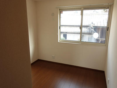 【洋室】 | D-room上二十町 | コンパクトで使いやすい洋室です
