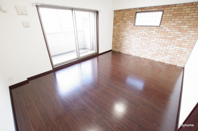 S-RESIDENCE淀屋橋 仲介手数料無料の居間・リビング