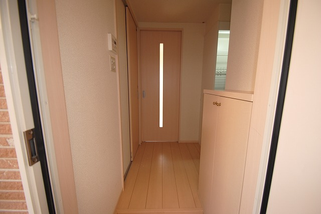 【玄関】 | 別部屋の写真です