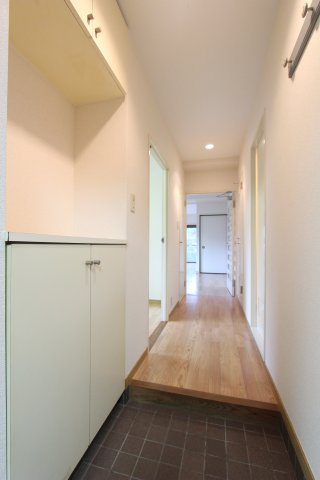 レジデンス永田台の玄関